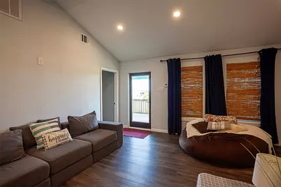 1938 Moms Road, Port Bolivar, TX 77650 - Photo 9