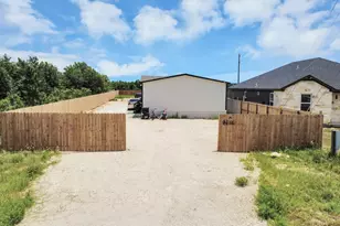 828 Rd 5607, Cleveland, TX 77327 - Photo 5