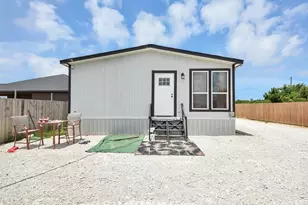 828 Rd 5607, Cleveland, TX 77327 - Photo 7