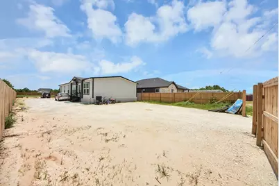 828 Road 5607, Cleveland, TX 77327 - Photo 3