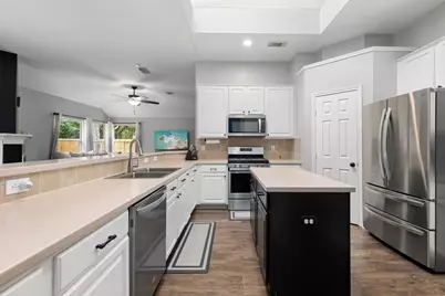 20102 Pinehaven Lane, Spring, TX 77379 - Photo 11