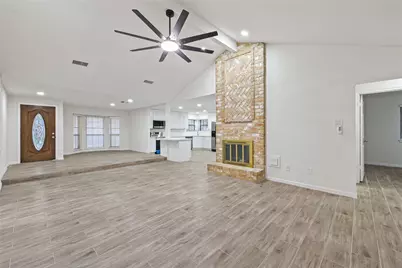 6307 Woodland Forest Drive, Houston, TX 77088 - Photo 13