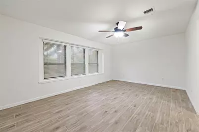 6307 Woodland Forest Drive, Houston, TX 77088 - Photo 21