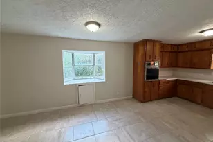 501 S Holmes St, La Porte, TX 77571 - Photo 7