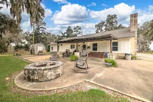 3570 County Rd 345, Brazoria, TX 77422 - Photo 23