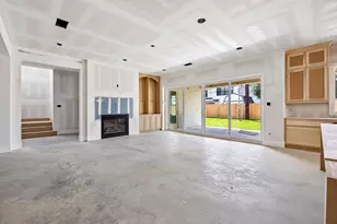 1335 Gardenia Dr, Houston, TX 77018 - Photo 5