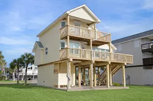 13723 Pirates Beach Blvd, Galveston, TX 77554 - Photo 19