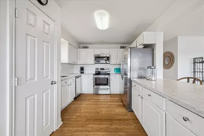 13723 Pirates Beach Boulevard, Galveston, TX 77554 - Photo 7