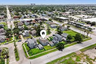 4506 N Live Oak Circle, Galveston, TX 77550 - Photo 31
