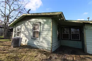 430 Winding Way St, Lake Jackson, TX 77566 - Photo 5