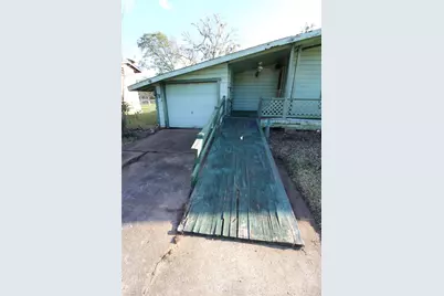 430 Winding Way Street, Lake Jackson, TX 77566 - Photo 13