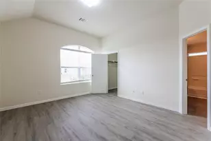 5814 Northern Oak St, Houston, TX 77016 - Photo 9