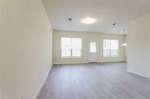 5814 Northern Oak St, Houston, TX 77016 - Photo 5