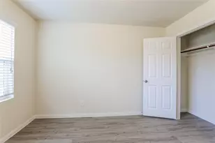 5814 Northern Oak St, Houston, TX 77016 - Photo 11