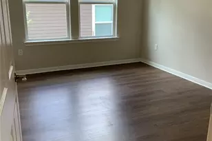 323 E Murrill St, Baytown, TX 77520 - Photo 21