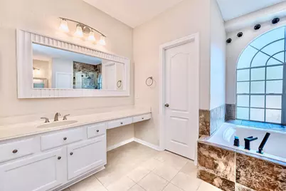 19 Calleston Court, Sugar Land, TX 77479 - Photo 19