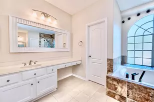 19 Calleston Ct, Sugar Land, TX 77479 - Photo 19