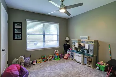 10313 Shadow Oaks Dr Drive, Houston, TX 77043 - Photo 13