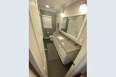 10313 Shadow Oaks Dr Drive, Houston, TX 77043 - Photo 15