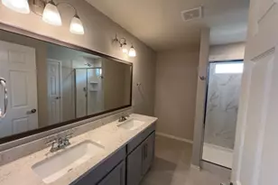 5135 Emma Forest St, Houston, TX 77018 - Photo 19