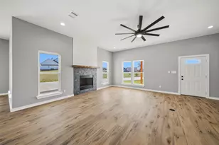 855 Mimosa Ln, Franklin, TX 77856 - Photo 11