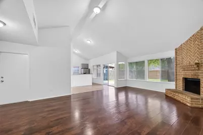 1122 Woodbridge Avenue, Pearland, TX 77584 - Photo 9