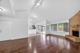 1122 Woodbridge Ave, Pearland, TX 77584 - Photo 9