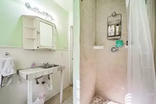 406 Gale St, Houston, TX 77009 - Photo 23