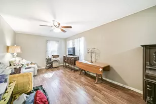 406 Gale St, Houston, TX 77009 - Photo 27