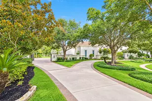 1822 Forest Gate Cir, Sugar Land, TX 77479 - Photo 3
