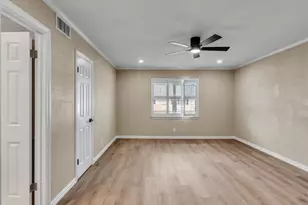 2508 Watertown Mall, Houston, TX 77057 - Photo 9