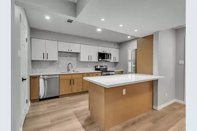 2508 Watertown Mall #81, Houston, TX 77057 - Photo 3