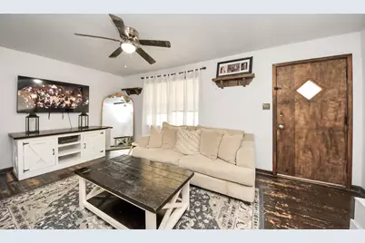 403 S Hill Street #L, Alvin, TX 77511 - Photo 13