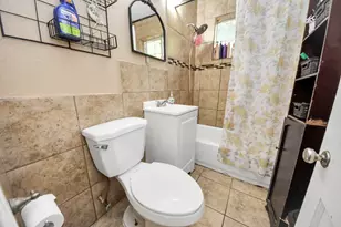 403 S Hill St, Alvin, TX 77511 - Photo 23