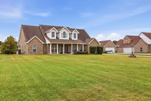 1030 Drake Dr, Bridge City, TX 77611 - Photo 3
