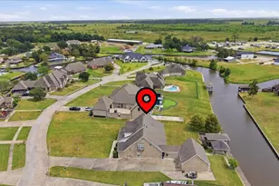 1030 Drake Dr, Bridge City, TX 77611 - Photo 7