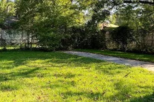 9325 Kentshire Dr, Houston, TX 77078 - Photo 3