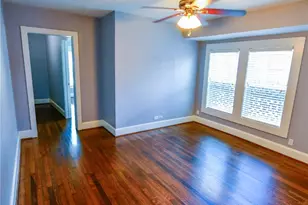 1011 E 6th 1/2 St, Houston, TX 77009 - Photo 3