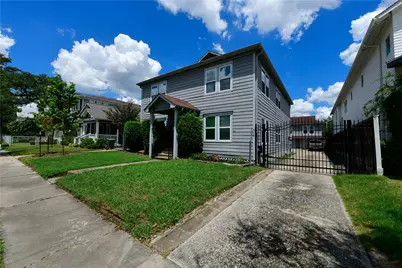 1011 E 6th 1/2 Street #2, Houston, TX 77009 - Photo 9