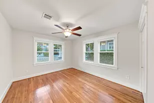 1329 Lawrence St, Houston, TX 77008 - Photo 25