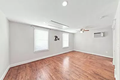 1329 Lawrence Street, Houston, TX 77008 - Photo 33