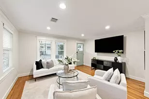 1329 Lawrence St, Houston, TX 77008 - Photo 9