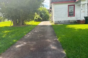 3142 7th St, Port Arthur, TX 77642 - Photo 3