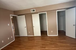 8323 Wilcrest Dr, Houston, TX 77072 - Photo 7