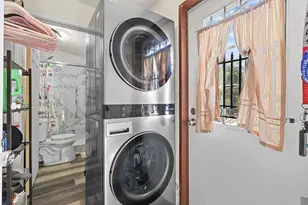 450 Reuben White Dr, Crosby, TX 77532 - Photo 9