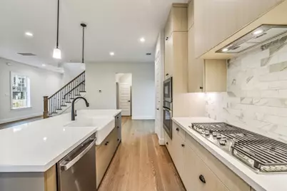 325 Forest Reserve Place, Houston, TX 77079 - Photo 13