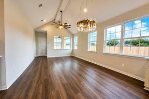 2958 Garzita Ct, Wharton, TX 77488 - Photo 5