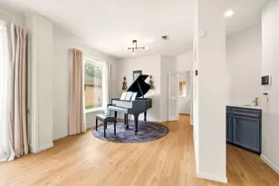 2423 1st St, Stafford, TX 77477 - Photo 5