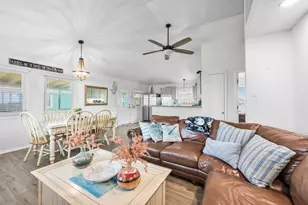 125 Bay Ave, Surfside Beach, TX 77541 - Photo 13