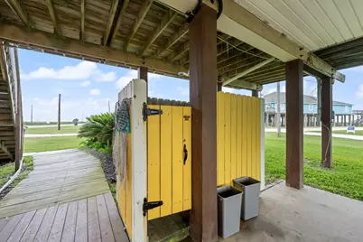 125 Bay Avenue, Surfside Beach, TX 77541 - Photo 25
